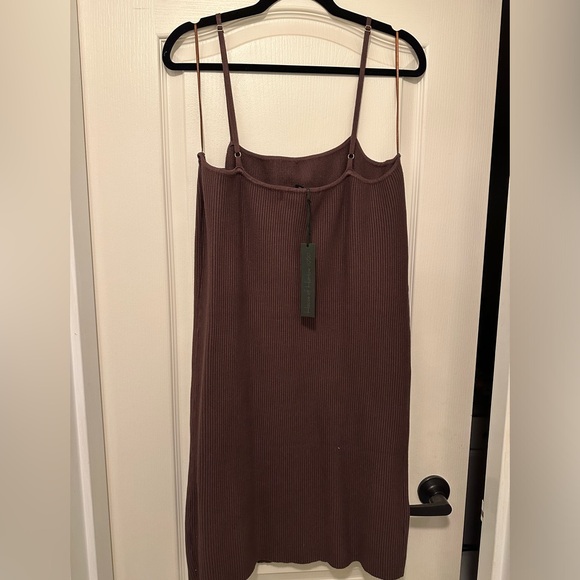 Chocolate Ribbed bodycon dress by House of Harlow - XL - Picture 2 of 3